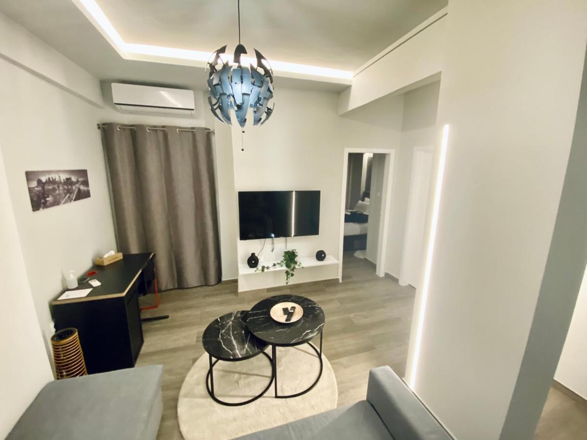 Central Grey Quiet Apartment Thessaloniki Exterior photo