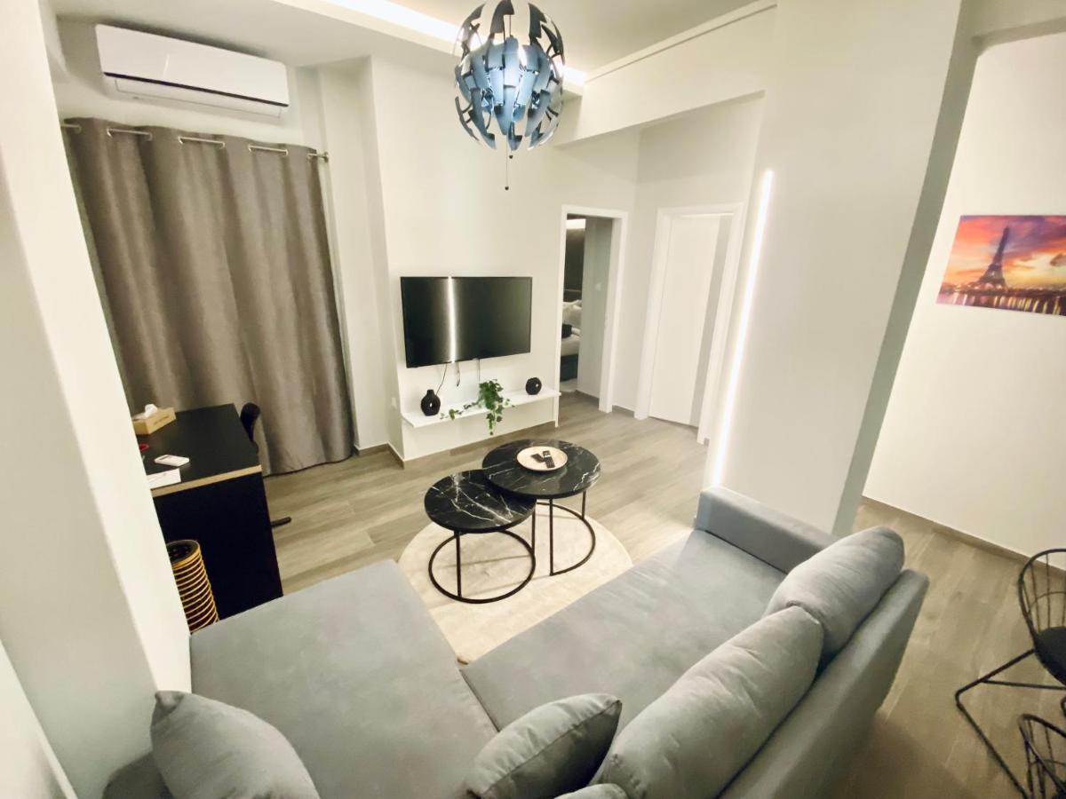Central Grey Quiet Apartment Thessaloniki Exterior photo